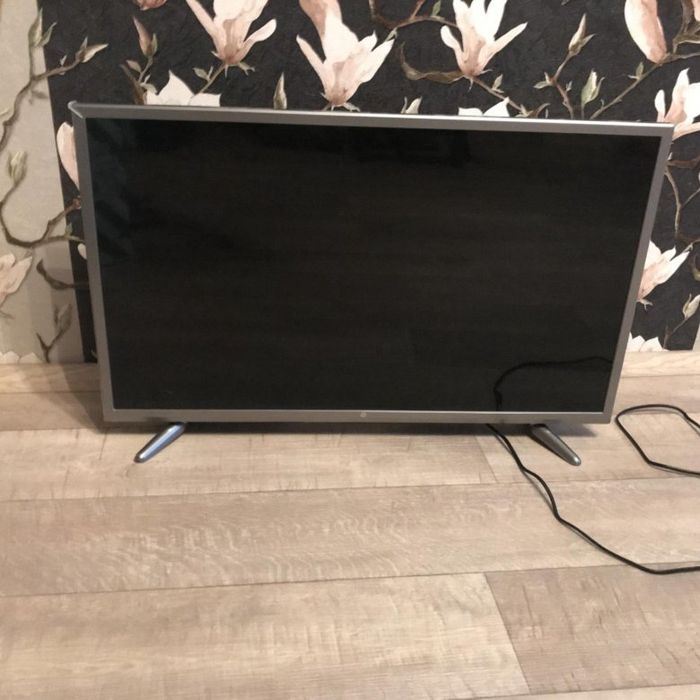 Продам телевизор