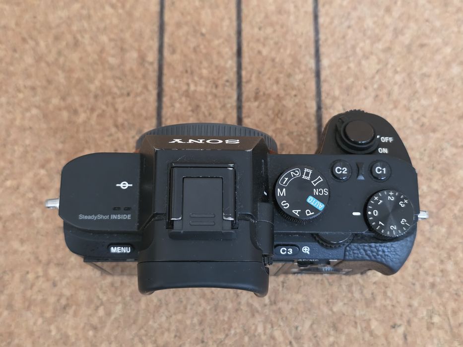 Sony a7II + грип и 5 батерии