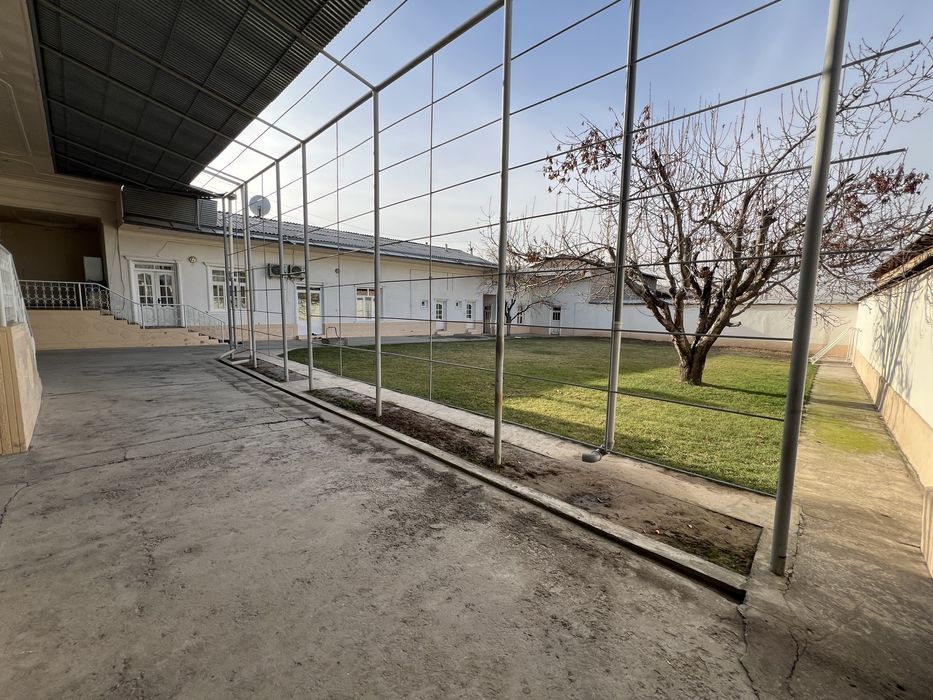 Hovli sotiladi 8,5 sotik Tokzor mahallada
