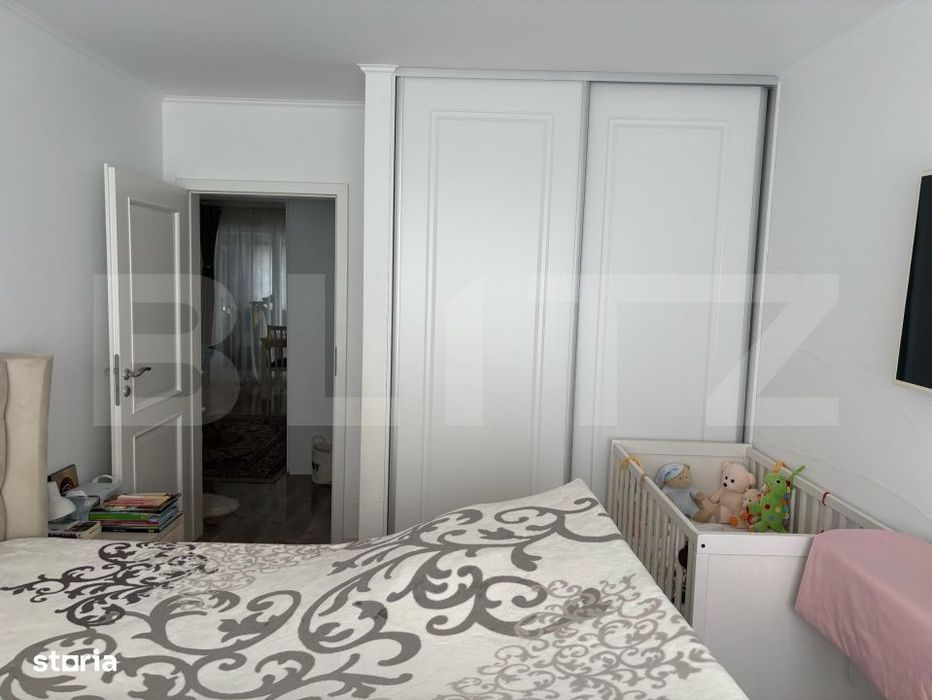 Apartament semidecomandat cu 3 camere, 60 mp, garaj, zona Porii