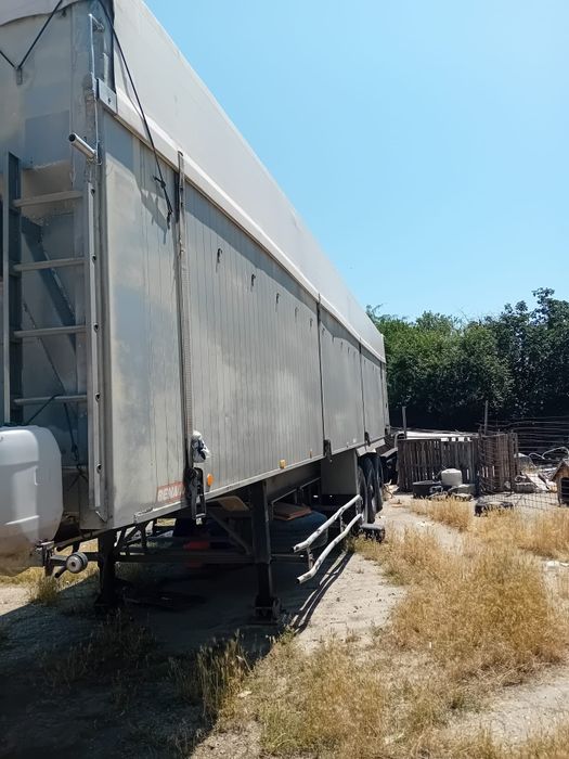 Vând semiremorca cereale 65 mc