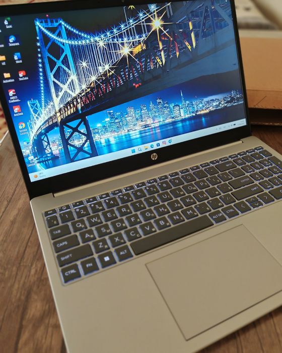 Hp notebook sotiladi