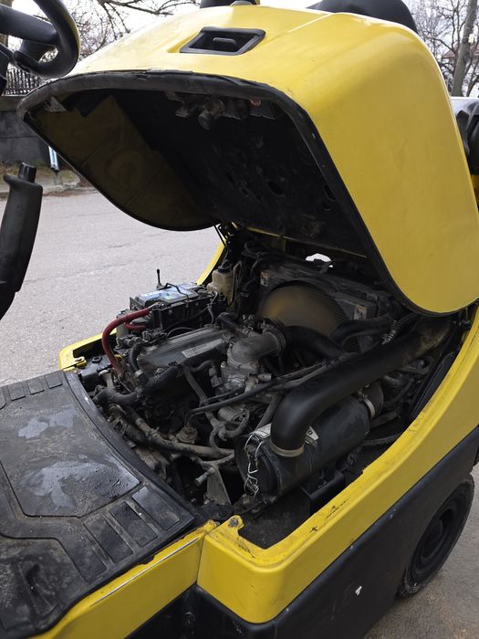 Продавам Газокар HAISTER 1.8т.триплекс 2011г.