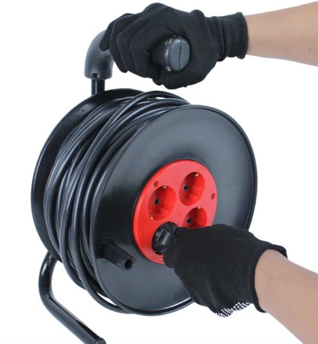 Удлинитель на катушке