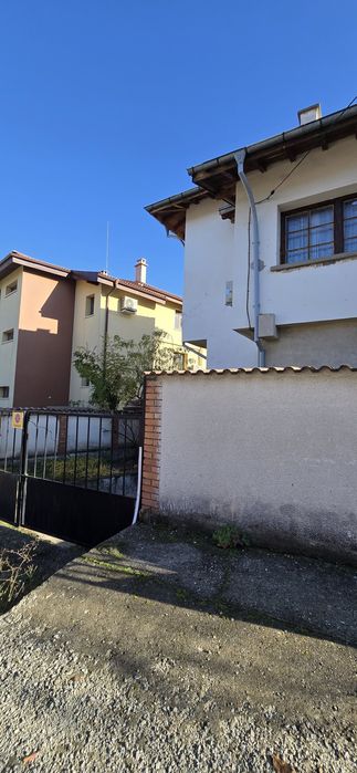 Дава се под наем Етаж от къща в София, Горна баня - 80 кв.м за 518.67 € - Снимка #10