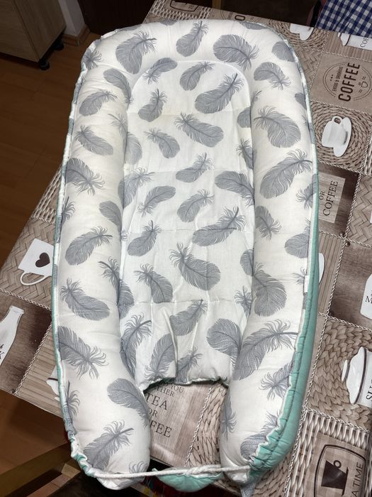 Cosulet bebelus pentru dormit Baby Nest