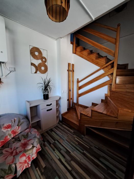 Închiriez apartament