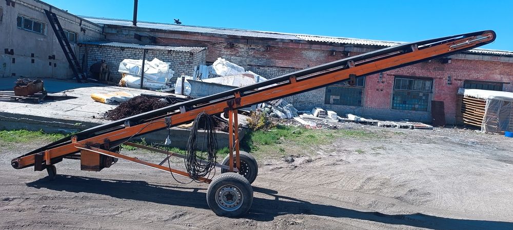 Продам ленточный погрузчик
