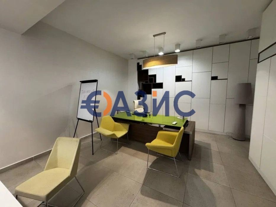 Офис 83 м2 в комплекс "Перла" на 1 етаж, България, Бургас, 164 500