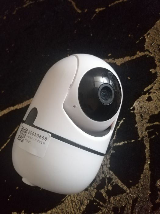 Пурдавам камера чисто нов