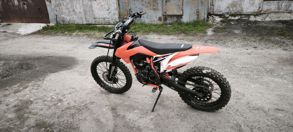 Продам эндуро мотоцикл Progasi Super Max 250