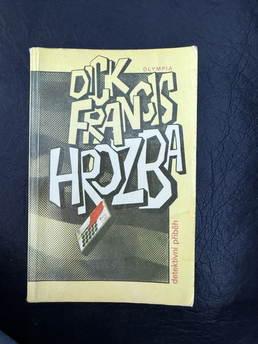 26 книги чешка ретро литература (плюс 3 български книги)
