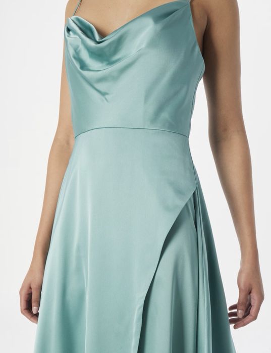 Синя рокля Magic nights