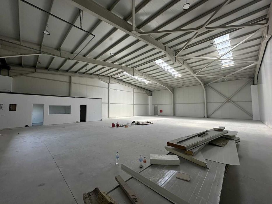 Дава се под наем Склад в Пловдив, Индустриална зона - Юг - 453 кв.м за 1800 € - Снимка #1