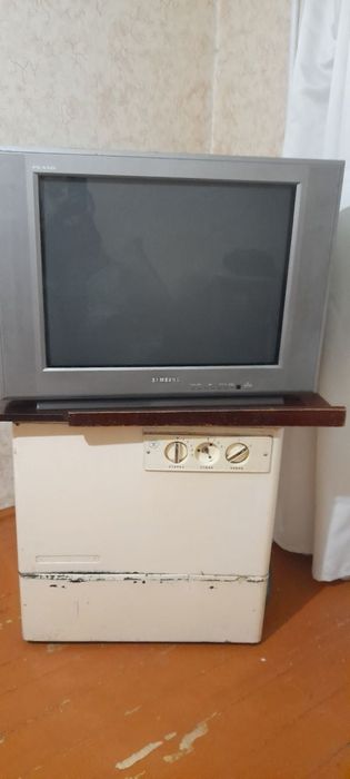 Продам 2 телевизора в рабочем состоянии