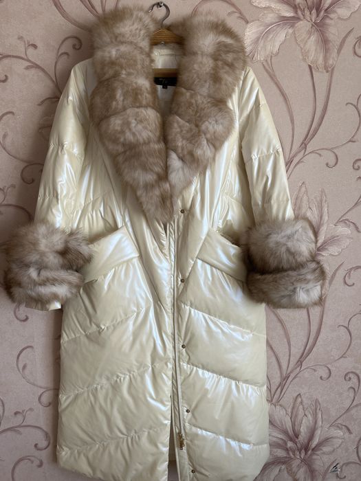 Продам пуховик в отличном состоянии