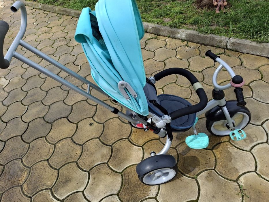 Vând tricicleta copii