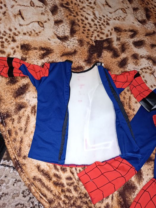 Костюм человек паук