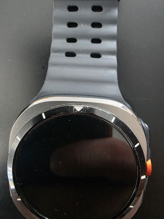Смарт часовник Samsung Galaxy Watch Ultra  в гаранция до 05.2027 г.!