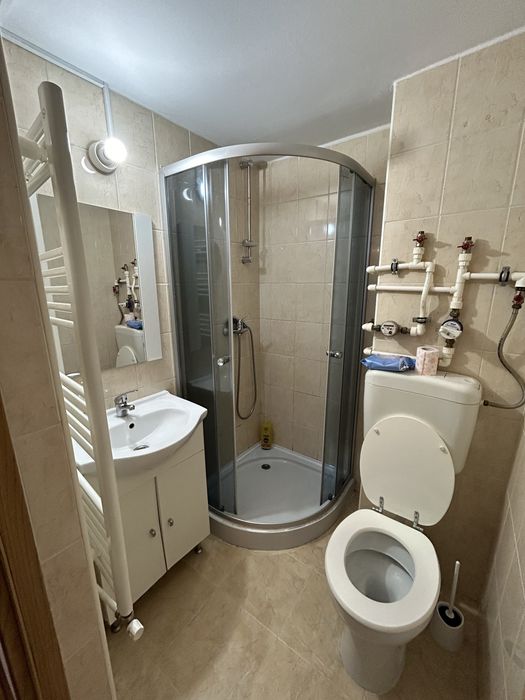 Inchiriez Garosniera, zona Gara de Nord - direct proprietar