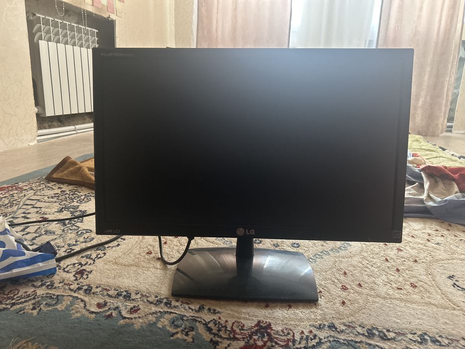 Продам монитор 16:9 1920х108