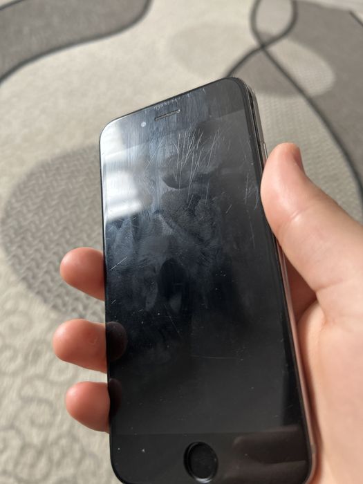 Заблокированный айфон 6