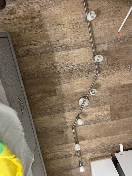 Полилей за таван