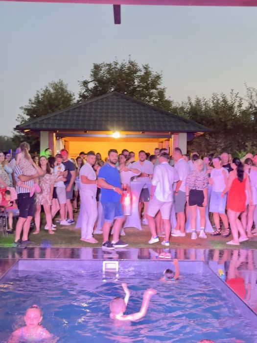 DJ / MC - Evenimente Nunta, Botez - Sonorizare - Lumini - Ecran LED