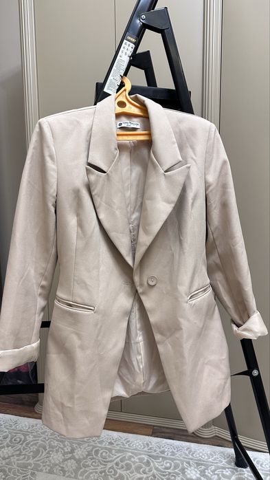 Верхние вещи недерого