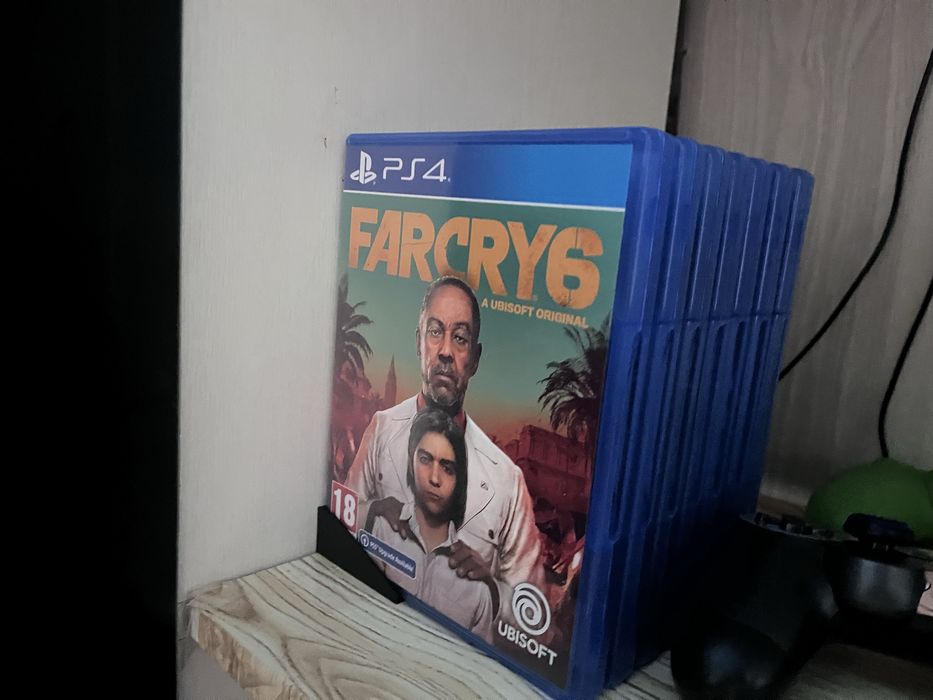 продам плейстейшн 4 слим