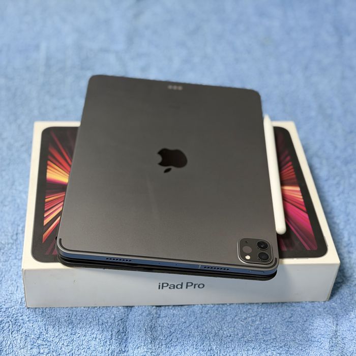 Ipad pro 11 inch,256gb 99%battery
