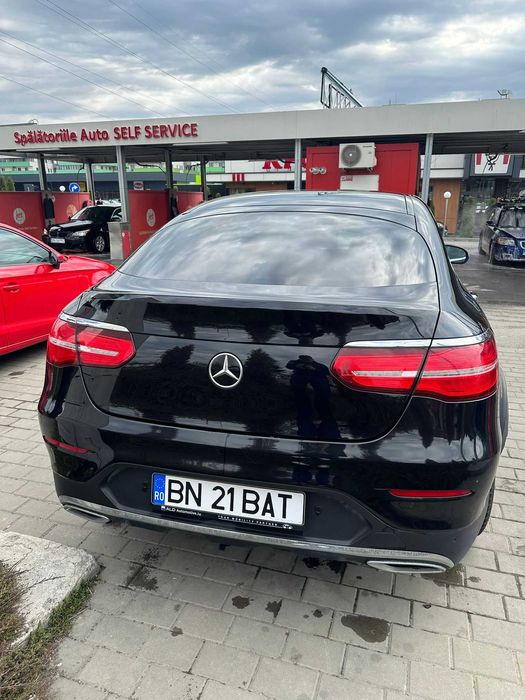 vand sau schimb  2 autoturism audi a3 si mercedes GLC