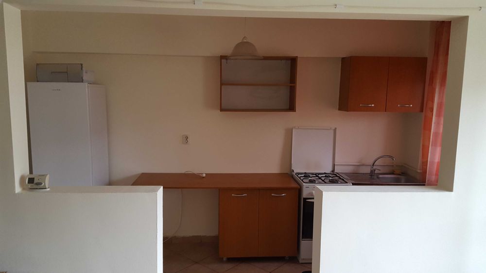 Vând apartament str. Plopilor Florești