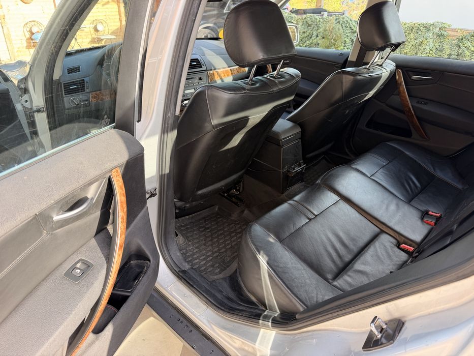 BMW X3 3.0 s.d 2007 286 cp