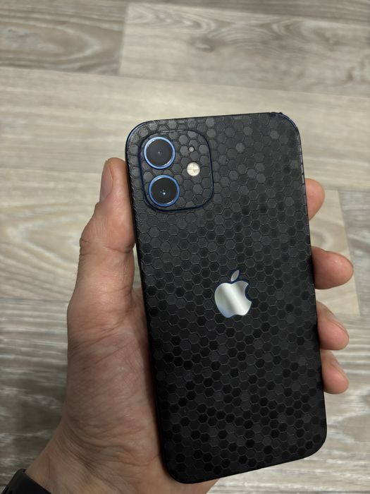 Iphone 12 64 ГБ не вскрывался АКБ 75%