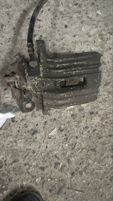 Спирачен апарат заден Golf 4