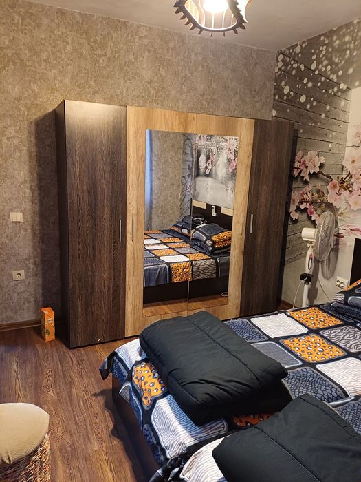 Дава се под наем Тристаен апартамент в Варна, Погреби - 70 кв.м за 663 € - Снимка #3