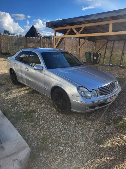 De vânzare Mercedes E220