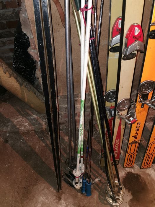 Шейна от соца и др. Виж снимките.