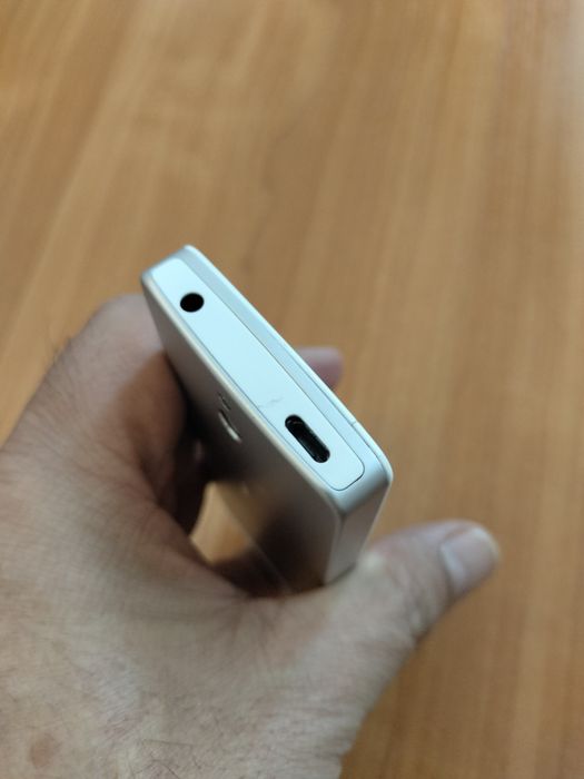 Nokia 515. Оригинал