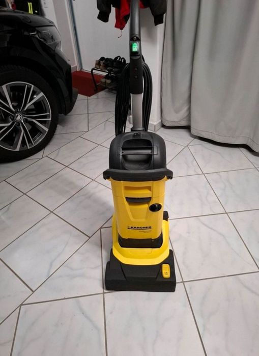 Подопочистваща машина Kärcher BR 30/4 C