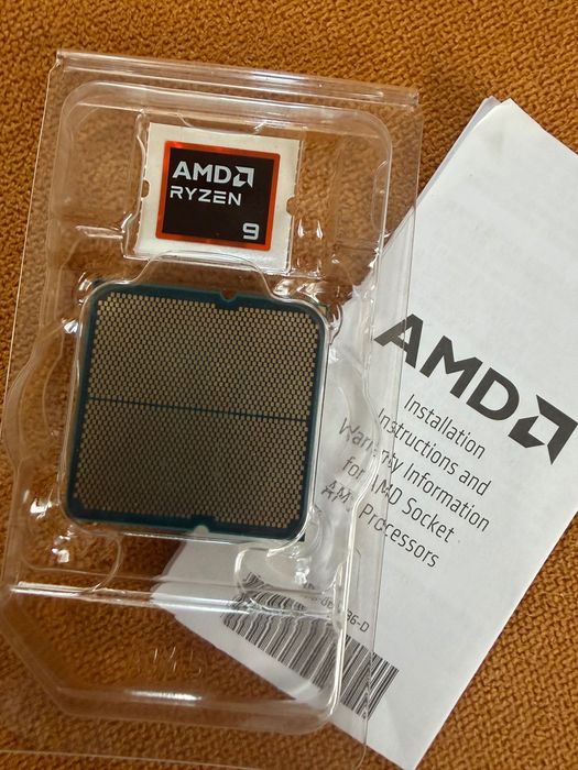AMD Ryzen 9 9900X
