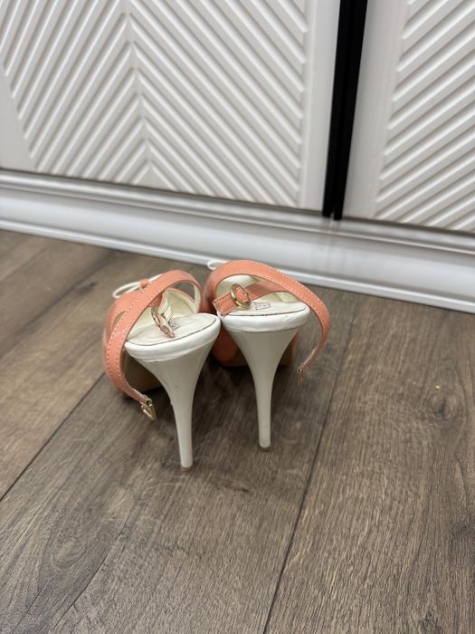 Босоножки 36 размер