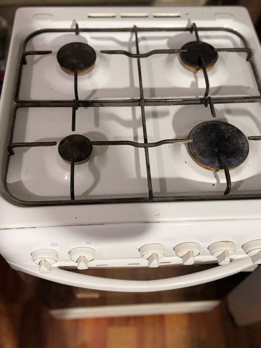 Продам газовую плиту 50 см INDESIT