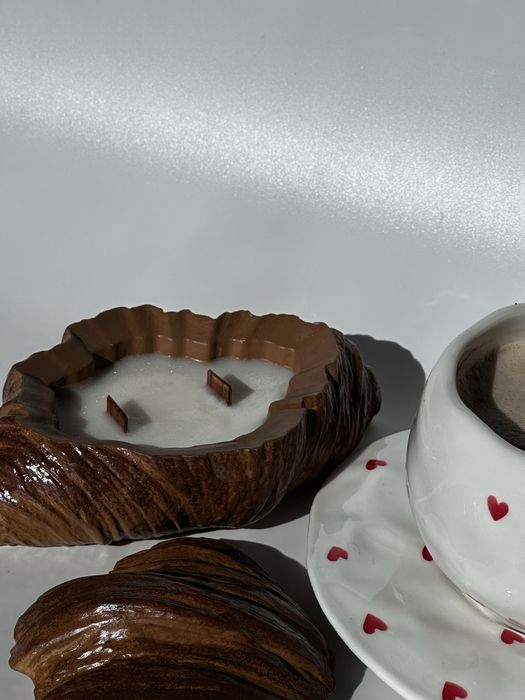 Свеча в шкатулке «Круассан»