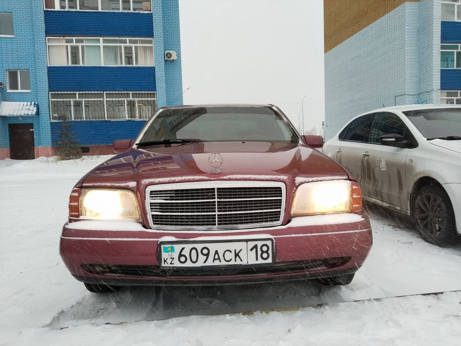 Продам мерс с 180