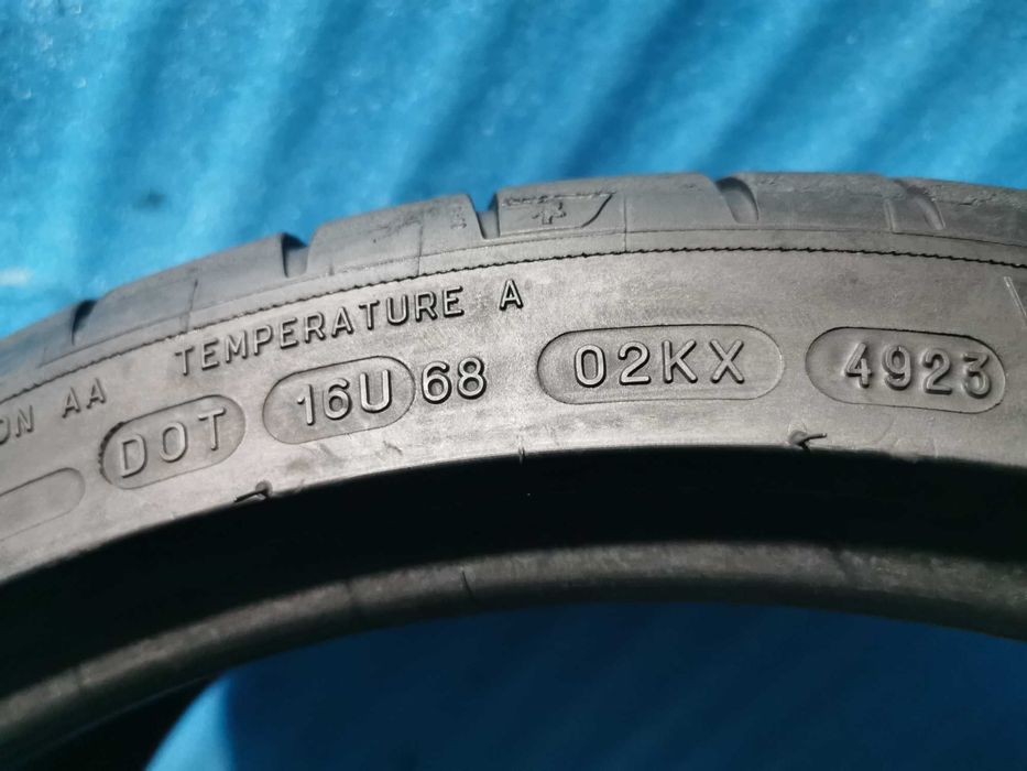 245/35 ZR20 michelin 2 bucati