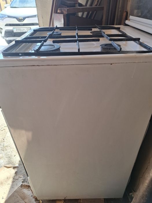 Продаю газовую плиту