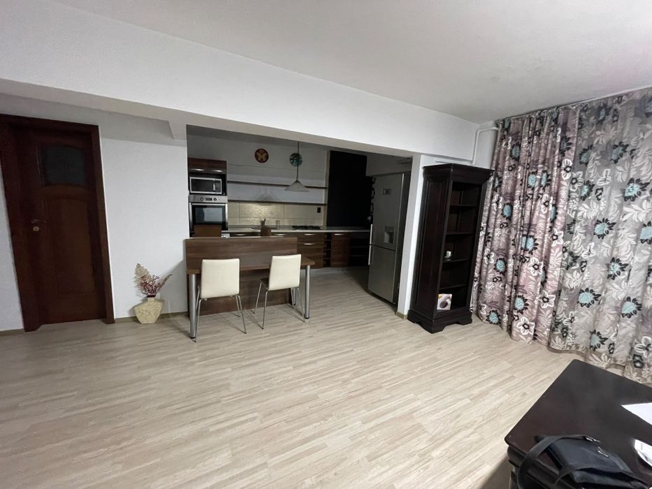 Inchiriez ap Mihai Viteazu 3 camere