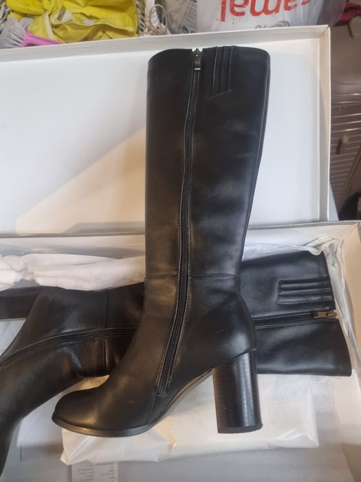 Черные Сапоги осенние на каблуке